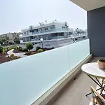 Daire Amplio Y Comodo Apartamento. Granadilla De Abona