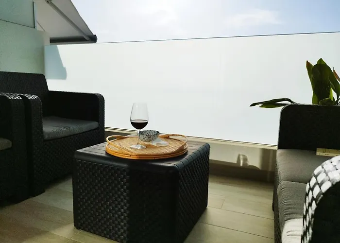 Amplio Y Comodo Apartamento. *