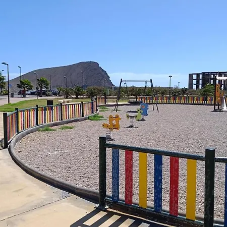 Amplio Y Comodo Apartamento. * 그라나딜라데아보나