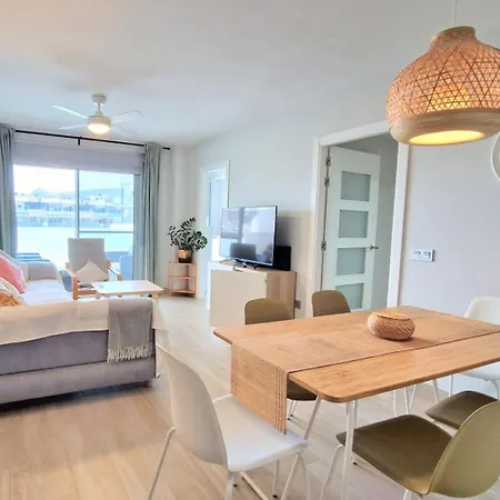 아파트 Amplio Y Comodo Apartamento. *